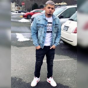 Meet your Posher, Bladimir